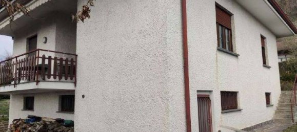 2 bedrooms Villa in Proserpio, Italy No. 3941 7