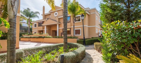 Apartamento de 3 dormitorios en Marbella, Spain No. 148006 17
