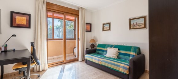 Apartamento de 3 dormitorios en Marbella, Spain No. 148006 13