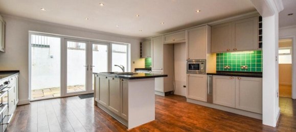 Casa T6 em Resolven, United Kingdom N.º 2128 7