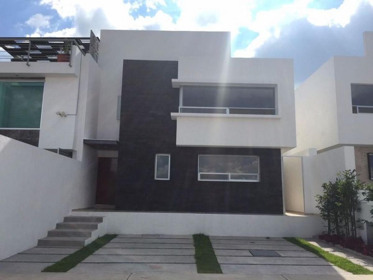 Casa de 3 dormitorios en Querétaro, Mexico No. 150325