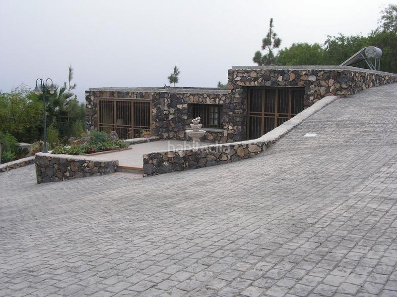 4 bedrooms House in San Miguel de Abona, Spain No. 129965