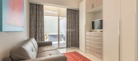 4 غرف نوم شقة في Sliema, Malta رقم 9827 2