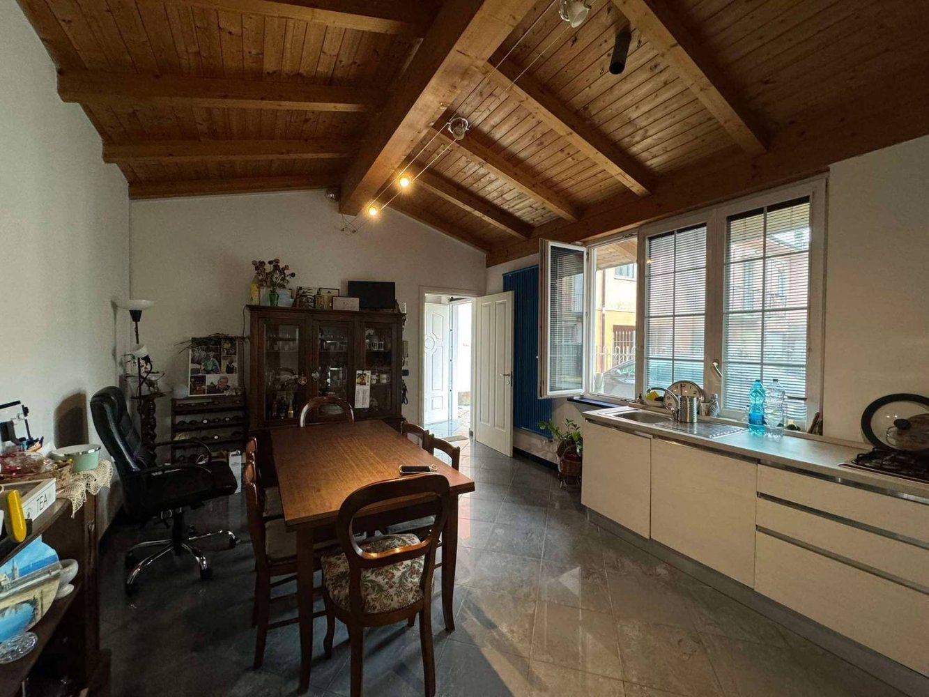 Дом с 3 спальнями в Меде, Италия № 365298