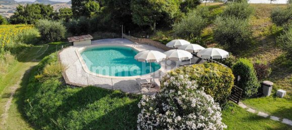 Casa de 10 dormitorios en Pergola, Italy No. 14460 3