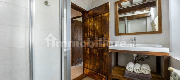 Casa de 10 dormitorios en Pergola, Italy No. 14460 23