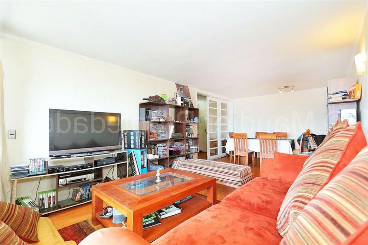 4 bedrooms Apartment in Santiago, Chile No. 4926