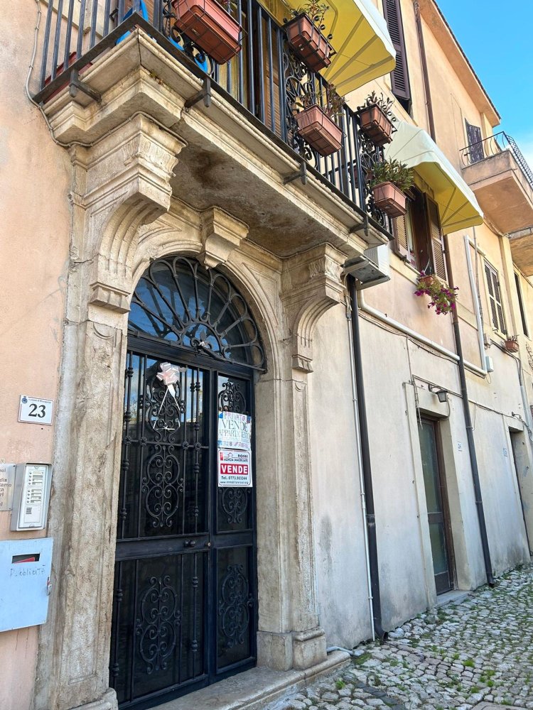 2 bedrooms Apartment in Roccagorga, Italy No. 101868