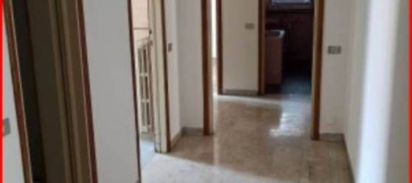 5-salle Appartement à Varese, Italy No. 5408 26
