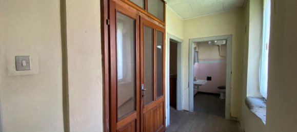 Edificio en Castel Ivano, Italy 340 m² No. 274935 34