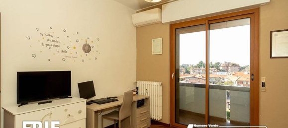 2 Schlafzimmer Wohnung in Parabiago, Italy, Nr. 352178 12
