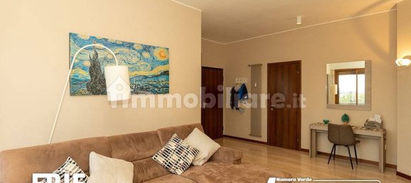 2 Schlafzimmer Wohnung in Parabiago, Italy, Nr. 352178 5