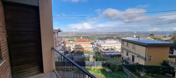 4 rooms Apartment in Corridonia, Italy No. 79848 5