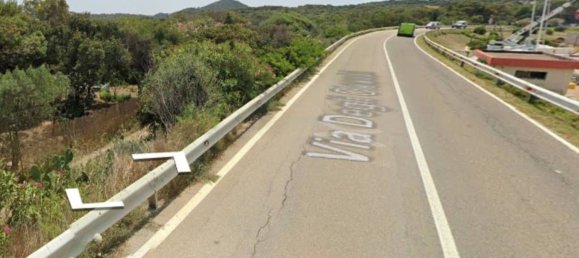 Квартира с 4 комнатами в Сардиния, Италия № 298441 9