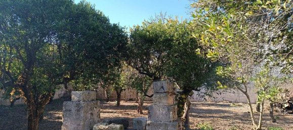 Terrain à Poggiardo, Italy 570m² No. 90672 5