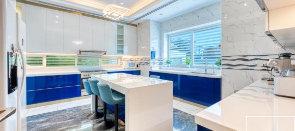 5 bedrooms Villa in Palm Jumeirah, UAE No. 112125 13