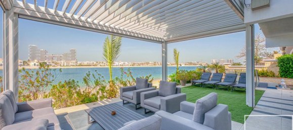 5 bedrooms Villa in Palm Jumeirah, UAE No. 112125 2