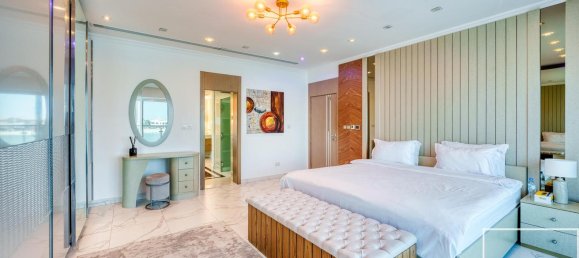 5 bedrooms Villa in Palm Jumeirah, UAE No. 112125 16