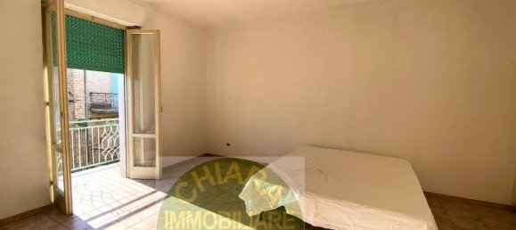 6 rooms House in Monteodorisio, Italy No. 120425 23