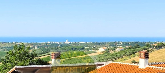 6 rooms House in Monteodorisio, Italy No. 120425 35