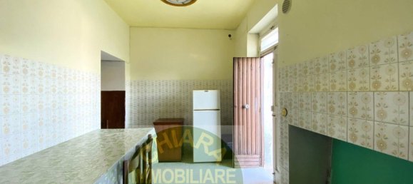 6 rooms House in Monteodorisio, Italy No. 120425 9