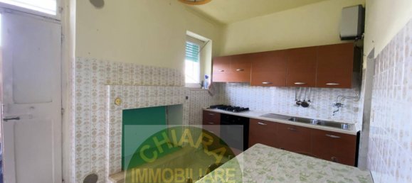 6 rooms House in Monteodorisio, Italy No. 120425 8