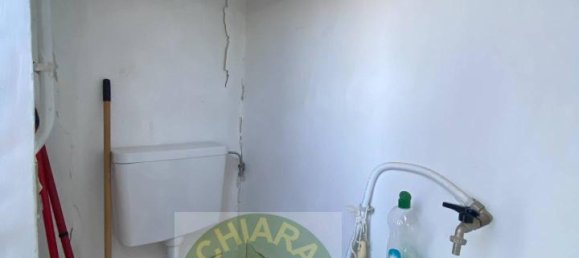 6 rooms House in Monteodorisio, Italy No. 120425 17