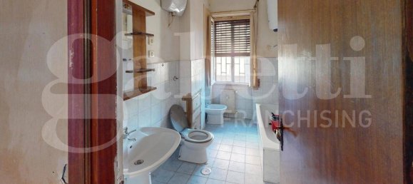 2 bedrooms Apartment in Rome, Italy No. 349089 17