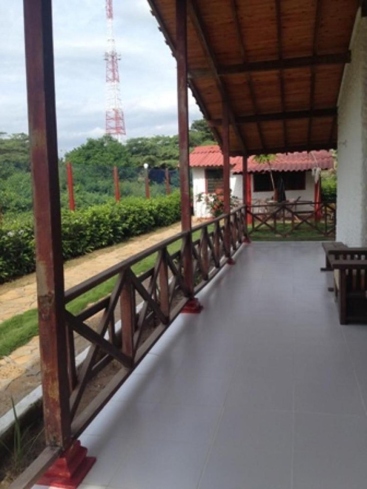 5 bedrooms House in Atlantico, Colombia No. 8752