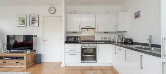 1 bedroom Apartment in London, United Kingdom No. 12578 6