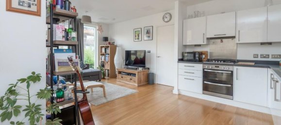 1 bedroom Apartment in London, United Kingdom No. 12578 11