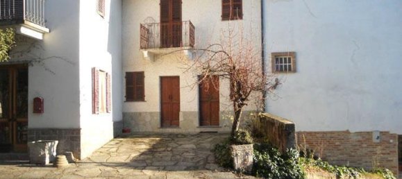 6 rooms Apartment in Odalengo Grande, Italy No. 232861 2