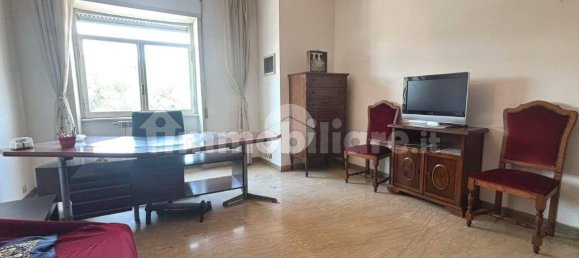 1 bedroom Apartment in Rome, Italy No. 273656 8