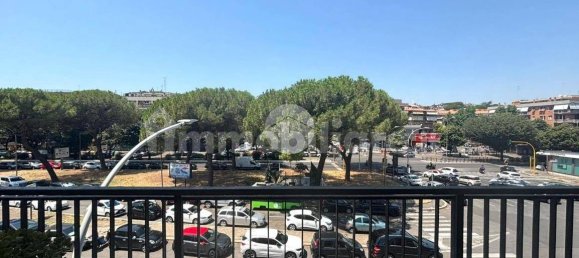 1 bedroom Apartment in Rome, Italy No. 273656 32