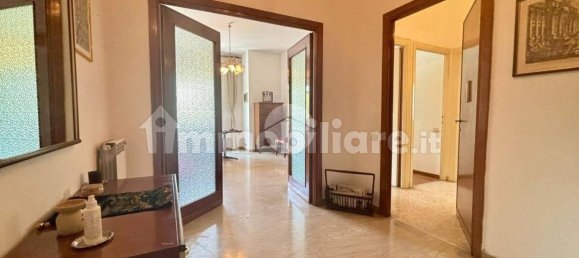 1 bedroom Apartment in Rome, Italy No. 273656 3