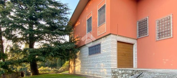 3 bedrooms Villa in Brescia, Italy No. 91747 8