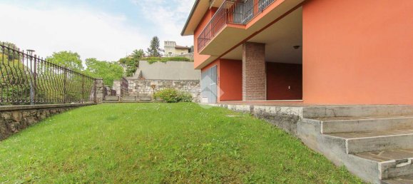 3 bedrooms Villa in Brescia, Italy No. 91747 9