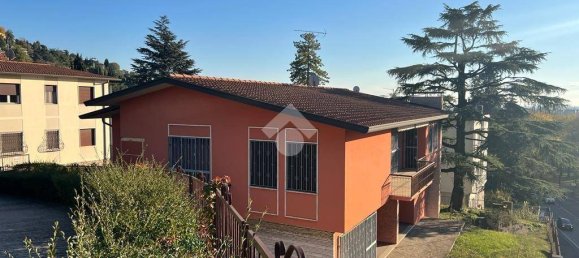 3 bedrooms Villa in Brescia, Italy No. 91747 31