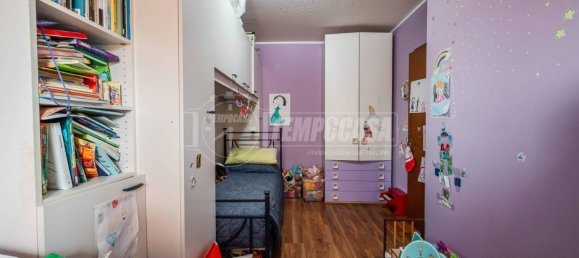 2 bedrooms Apartment in Milan, Italy No. 263105 17