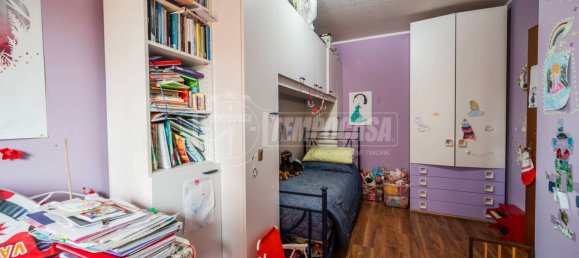2 bedrooms Apartment in Milan, Italy No. 263105 16