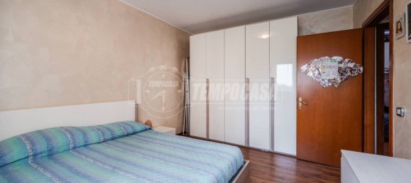 2 bedrooms Apartment in Milan, Italy No. 263105 12