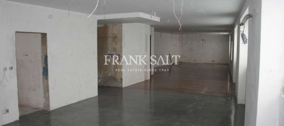 552m² Office in Fgura, Malta No. 13605 2