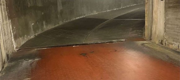 15m² Garage in Bologna, Italy No. 27987 10