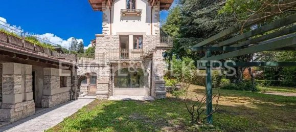 Вилла с 4 спальнями в Альта Валле Интельви, Италия № 63802 12