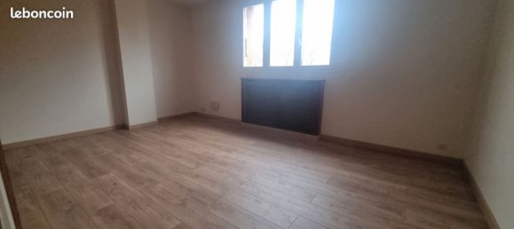 Дом с 5 спальнями в Сен-Лё-ла-Форе, Франция № 354075 9