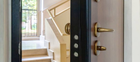 3 bedrooms Apartment in Turin, Italy No. 379754 25