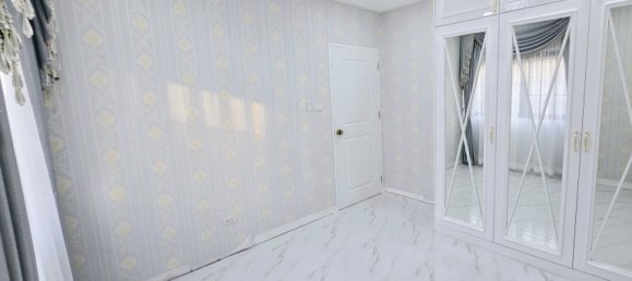 4 bedrooms House in Pattaya, Thailand No. 26814 27