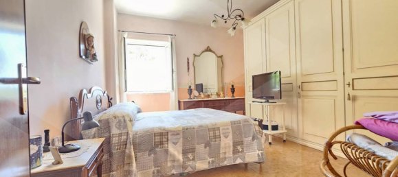 3 rooms Apartment in Pozzuoli, Italy No. 31057 18