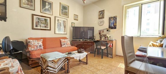 3 rooms Apartment in Pozzuoli, Italy No. 31057 7