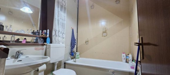 3 rooms Apartment in Pozzuoli, Italy No. 31057 22